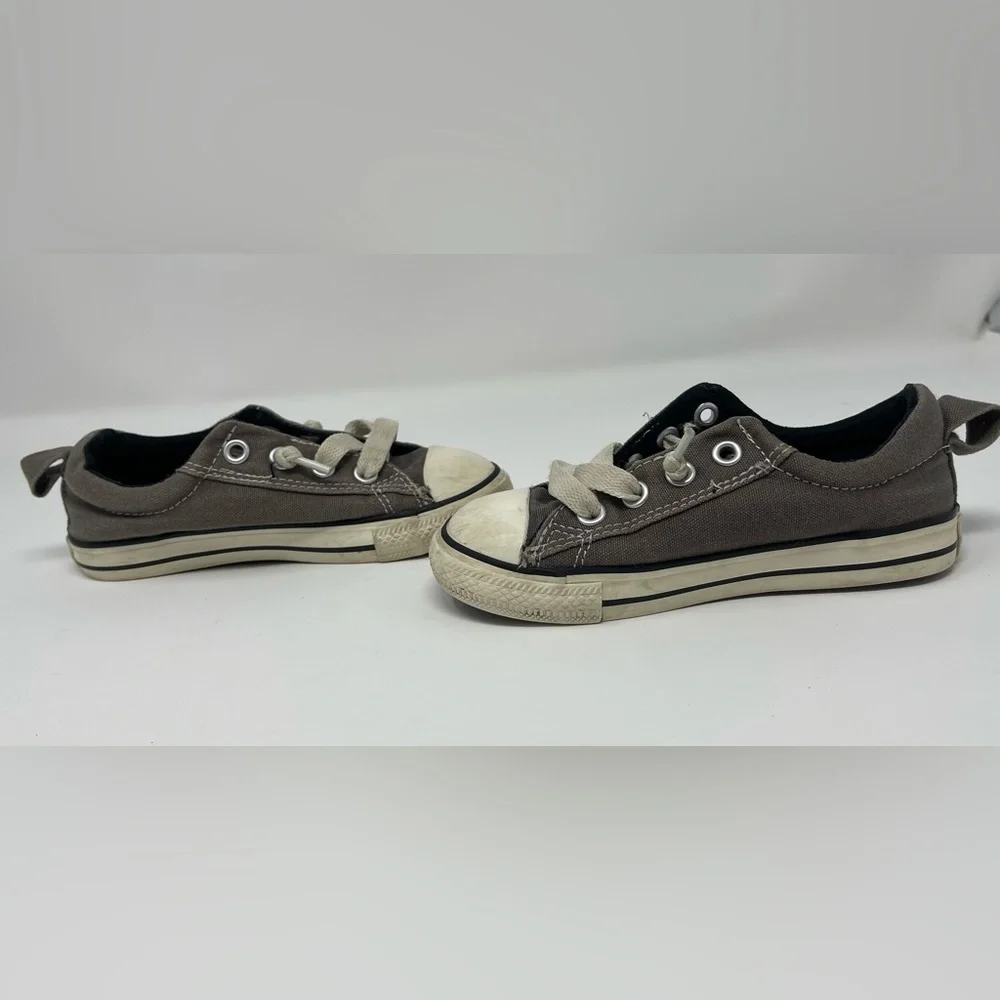 CONVERSE: Gray/White All-Star Low Top Chuck Taylor Sneaker/Tennis Shoe, Size 10